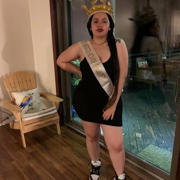 Meet your Posher, Jacqueline - Picture 1 of 1